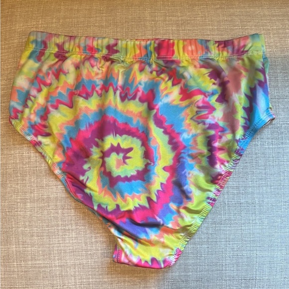 Dolls Kill Club Exx matching Tie Dye Festival Set - Picture 3 of 5